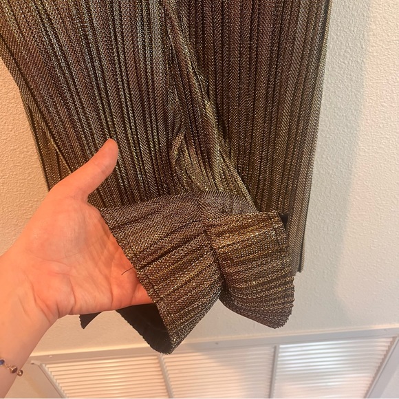 NWT Lulus Award Ceremony Gold Multi Metallic Pleated V-neckline Romper Sz XL - Picture 6 of 11